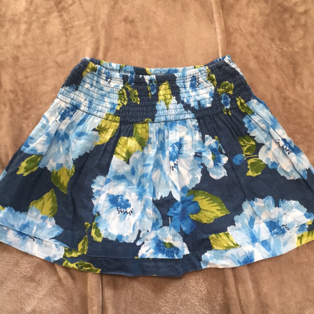 Abercrombie Kids navy blue floral skirt